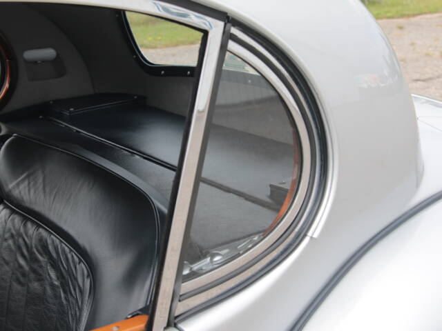 Jaguar XK 120 FHC