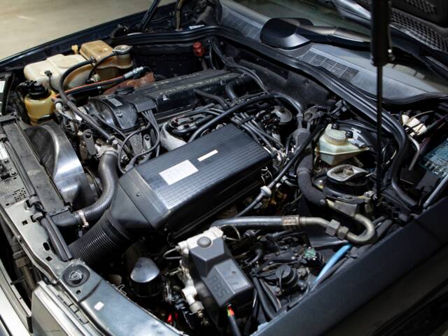 Mercedes-Benz 190 E 2.5-16