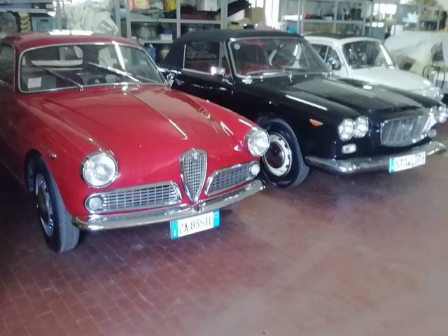 Image 1/17 de Alfa Romeo Giulietta Sprint Veloce (1962)