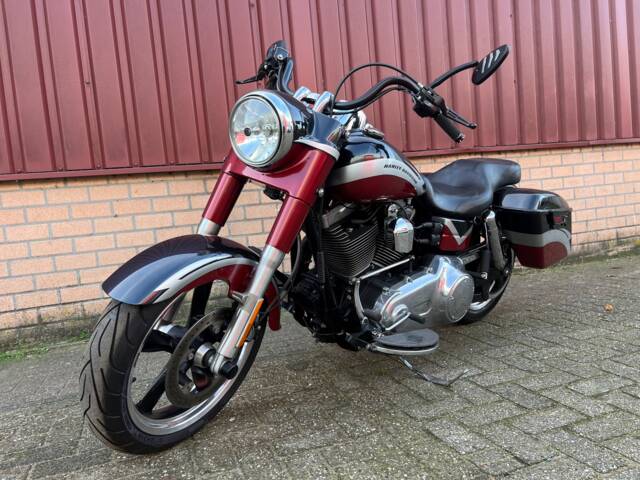 Harley-Davidson FLD Dyna Switchback