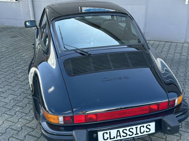 Porsche 911 Carrera 3.2