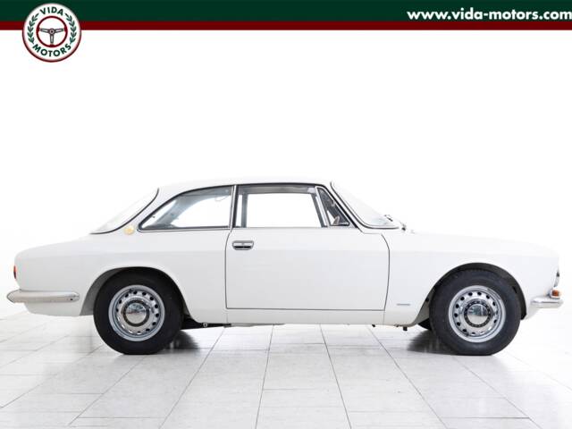 Alfa Romeo 1750 Berlina
