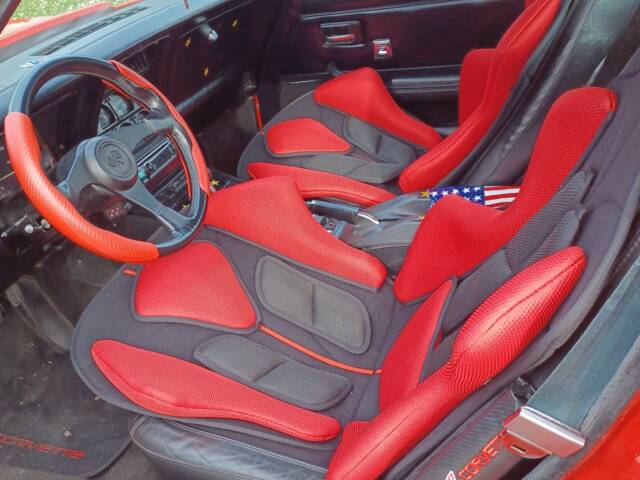 Chevrolet Corvette 25th Anniversary