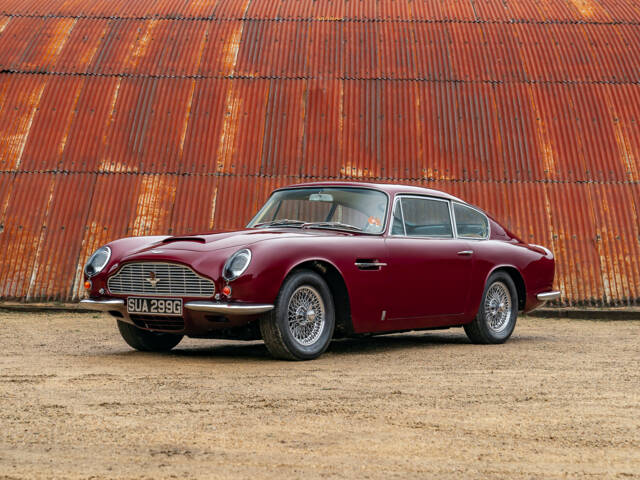 Bild 1/30 von Aston Martin DB 6 Vantage (1969)