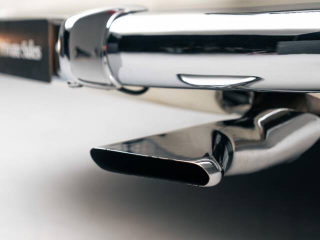Mercedes-Benz 300 SL Roadster