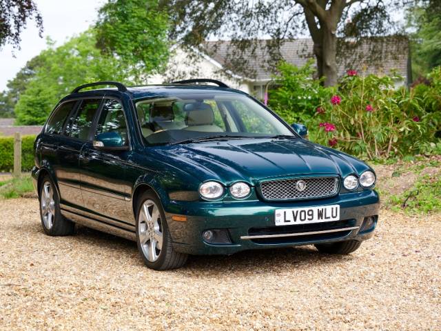 Bild 1/10 von Jaguar X-Type Estate 3.0 V6 (2009)