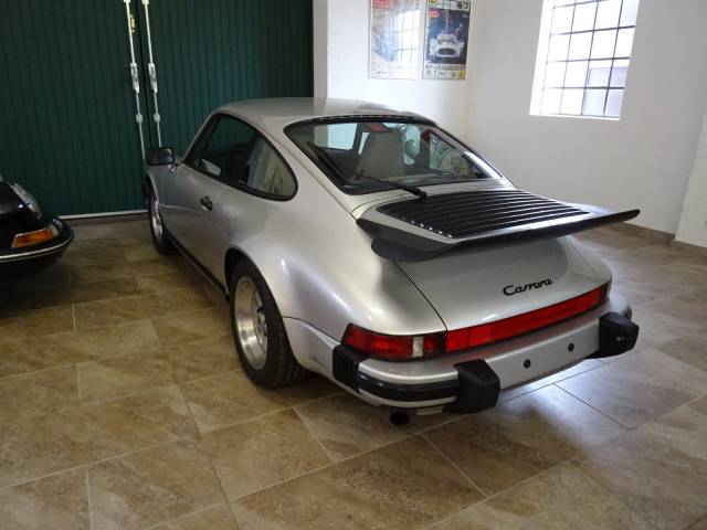 Porsche 911 Carrera 3.2 "25 years 911"