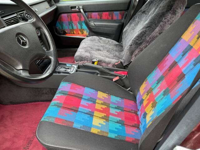Mercedes-Benz 190 E 1.8 Avantgarde "Rosso"