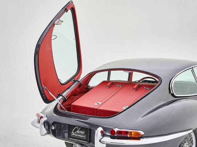 Jaguar E-Type 4.2
