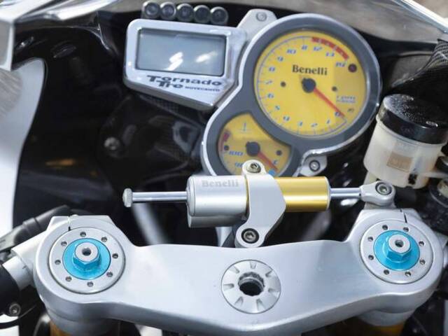 Benelli Tornado Tre 900