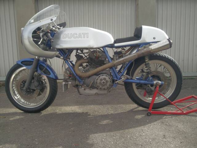 Ducati 750 Sport
