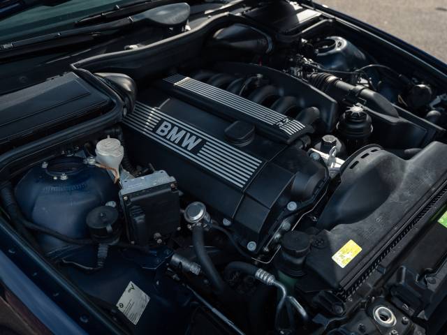 ALPINA B10 3.2