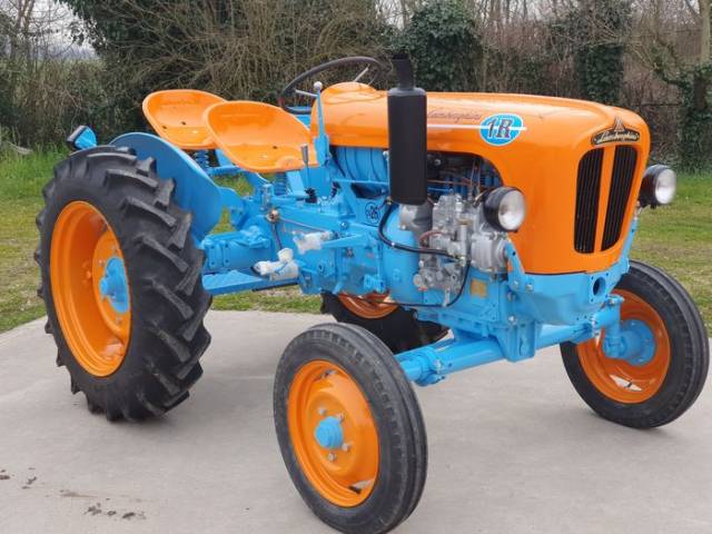 Image 1/8 of Lamborghini 1R (1964)