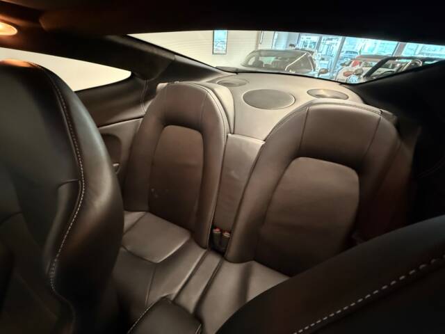 Aston Martin V12 Vanquish S Ultimate Edition