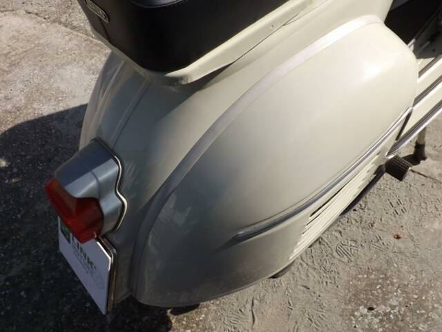 Piaggio Vespa 150 GL