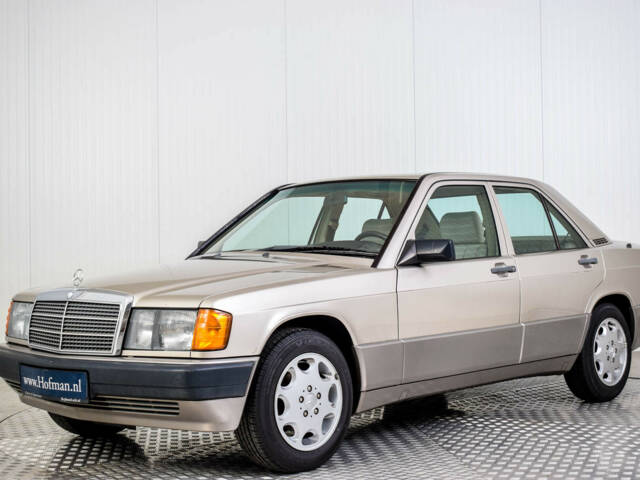 Imagen 1/50 de Mercedes-Benz 190 D 2.5 Turbo (1989)