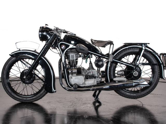 Image 1/24 of BMW DUMMY (1939)