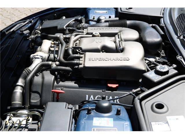 Jaguar XKR