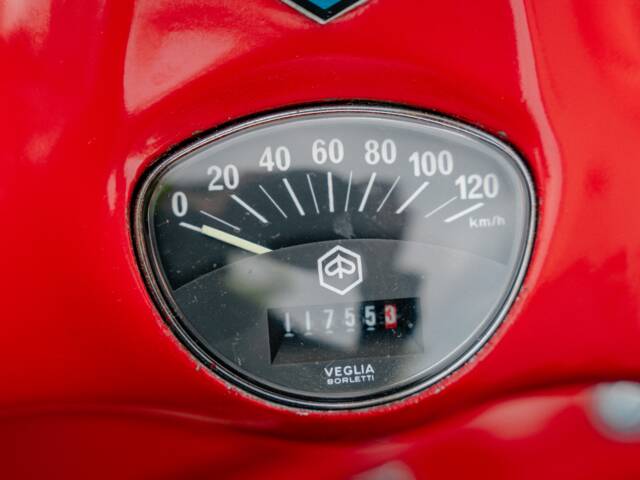 Piaggio Vespa 200 Rally