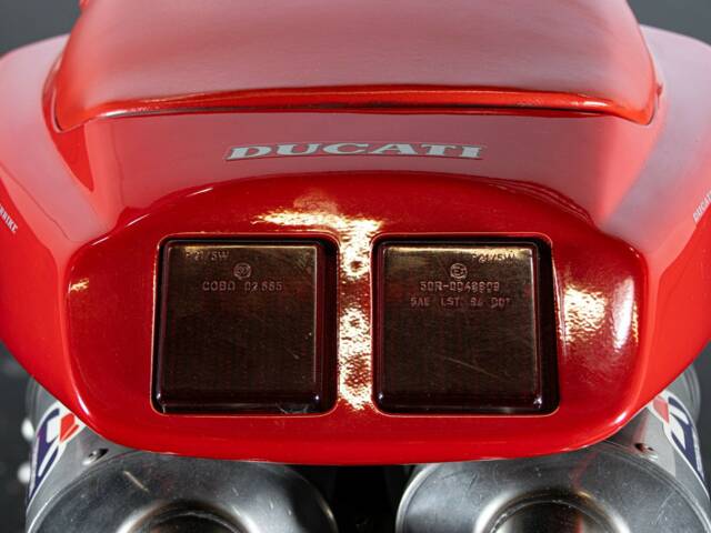 Ducati 996