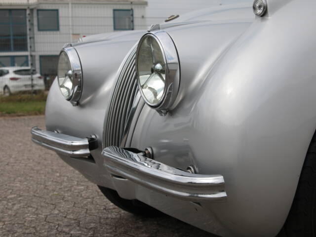Jaguar XK 120 FHC