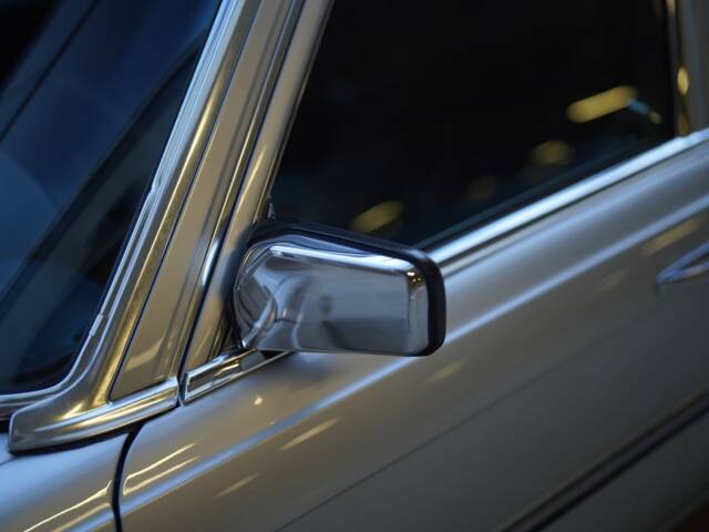 Mercedes-Benz 450 SEL 6,9