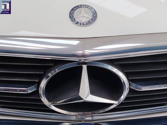 Mercedes-Benz 280 SL