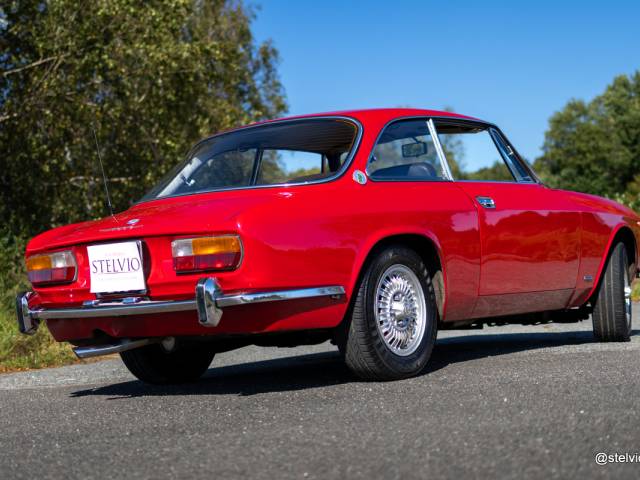 Alfa Romeo 2000 GT Veloce