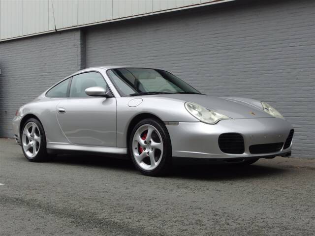 Imagen 1/100 de Porsche 911 Carrera 4S (2002)