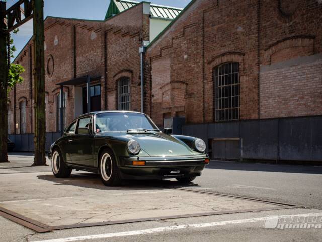 Porsche 911 Carrera 3.0