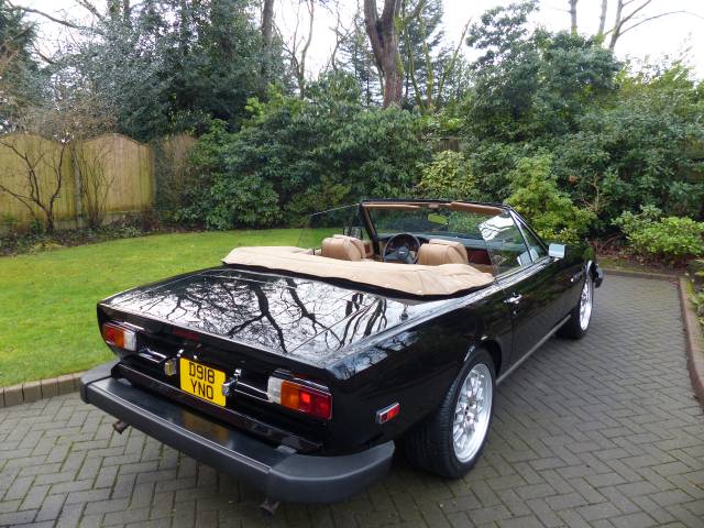 Aston Martin V8 EFi Volante