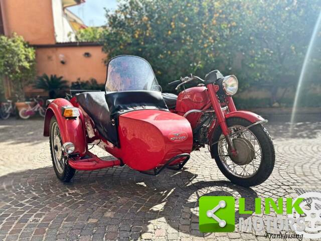 Immagine 1/10 di Moto Guzzi DUMMY (1974)