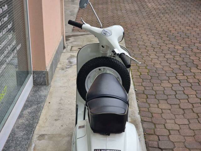 Piaggio Vespa 125 Primavera