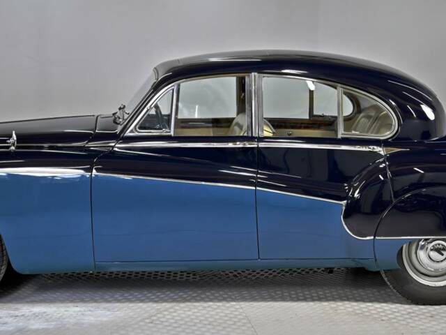 Jaguar Mk VIII