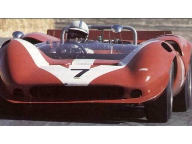Lola T70