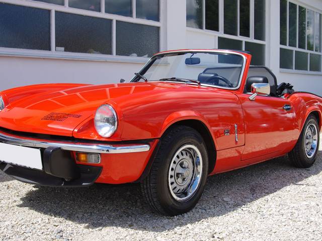 Triumph Spitfire 1500 - Classic car specialist with workshop – Call: +49 8233 84 74 180