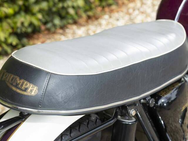 Triumph Bonneville T120TT