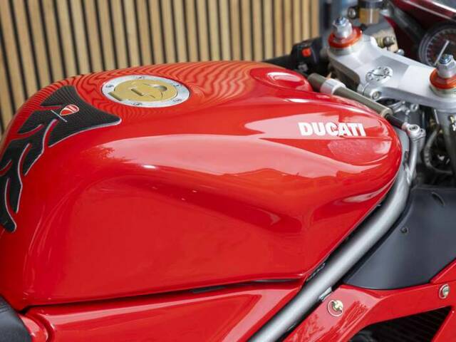 Ducati 996
