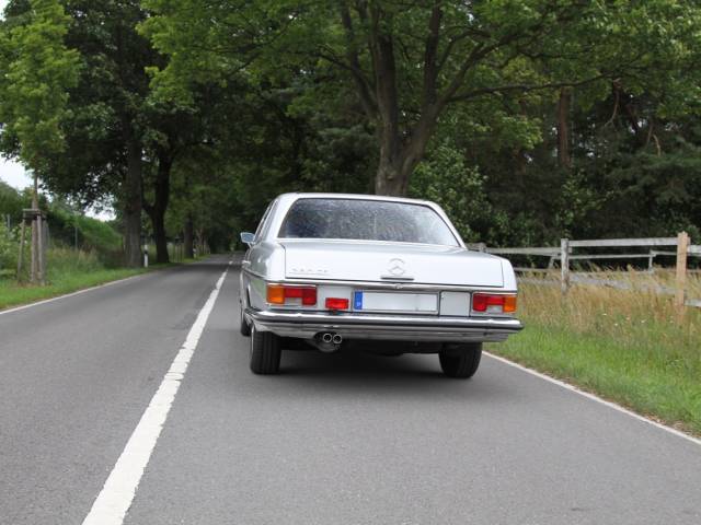 Mercedes-Benz 280 CE