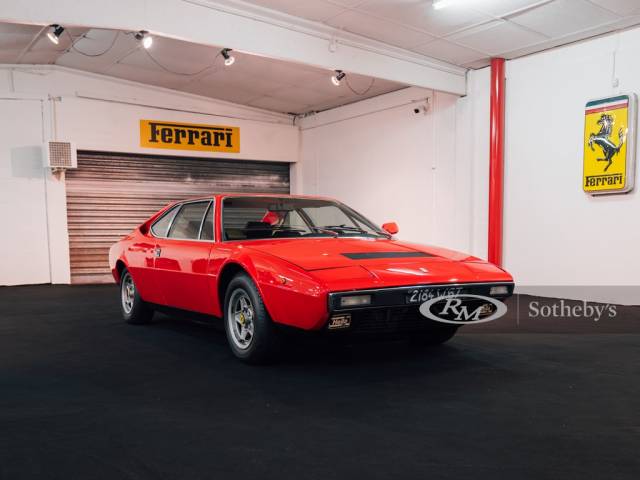 Ferrari Dino 208 GT4