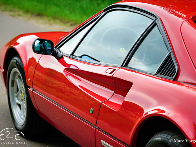 Ferrari 328 GTB