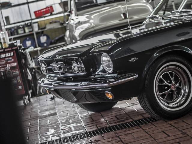 Ford Mustang 289