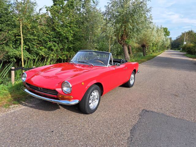 Image 1/18 of FIAT 124 Spider AS (1967)