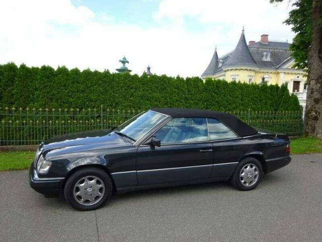 Mercedes-Benz E 320