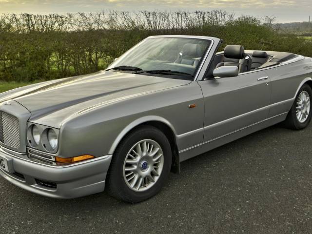 Image 1/50 of Bentley Azure (1999)