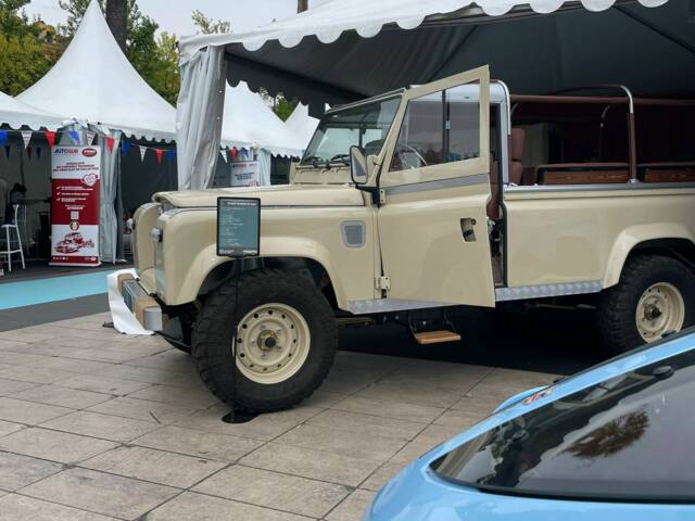 Land Rover 110