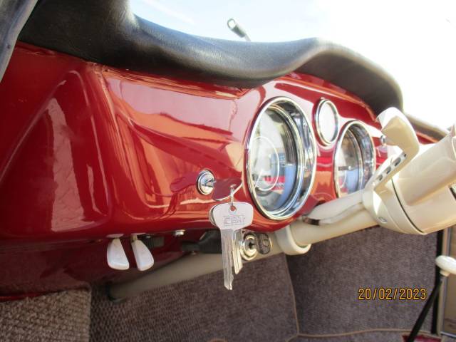 Volkswagen Karmann Ghia 1200