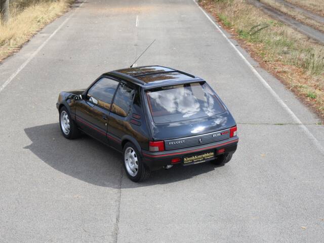 Peugeot 205 GTi 1.9