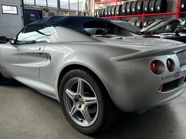 Lotus Elise 111