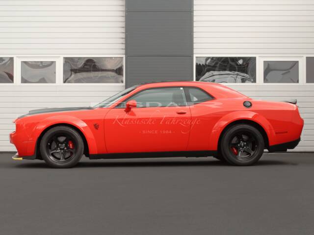 Dodge Challenger SRT Demon